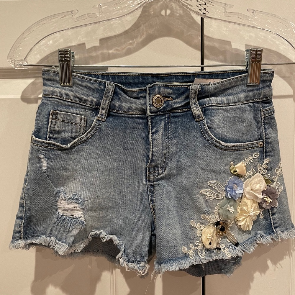 Beautiful embroidered shorts